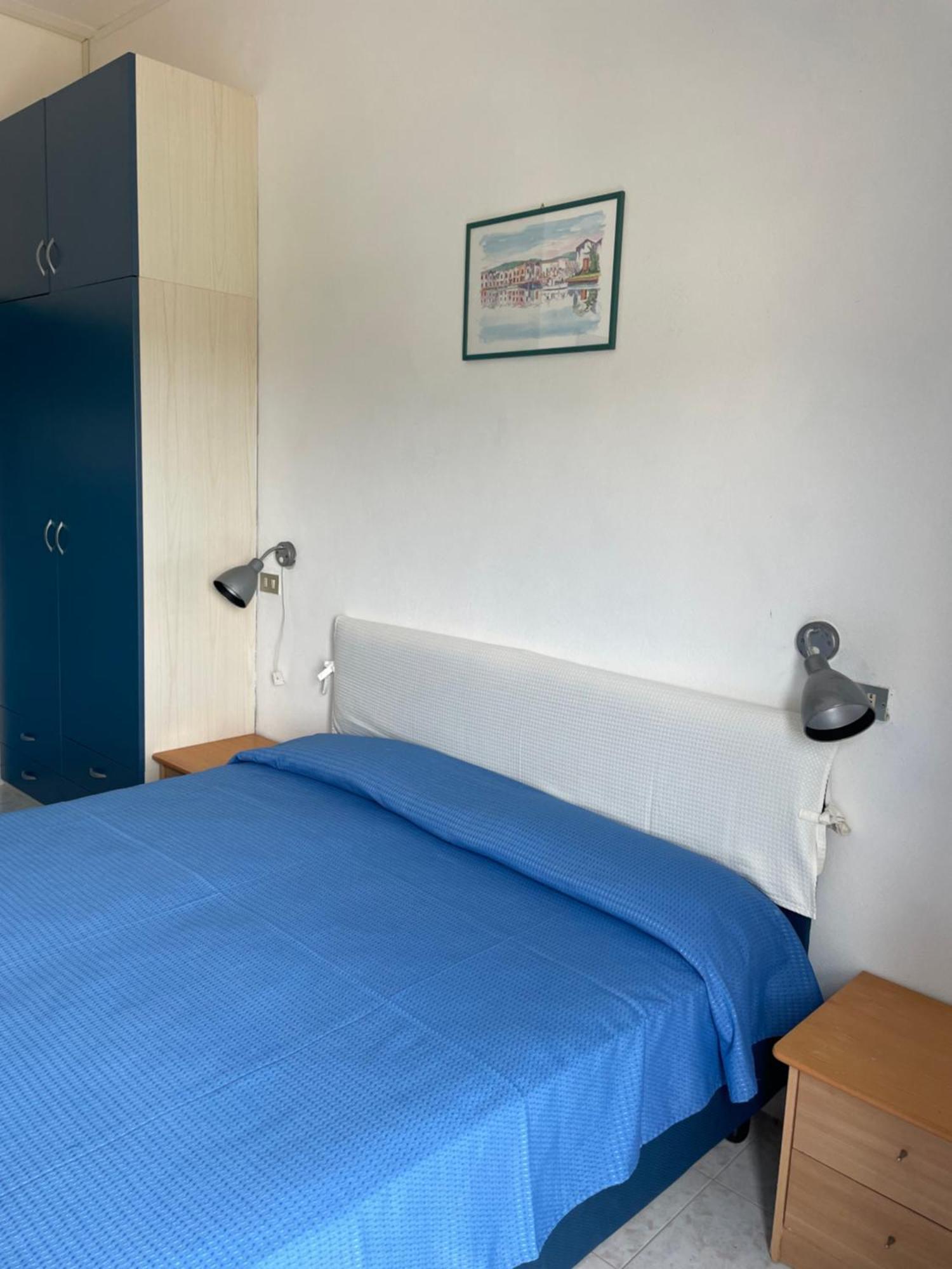 Hotel Miramare Bosa Marina Buitenkant foto
